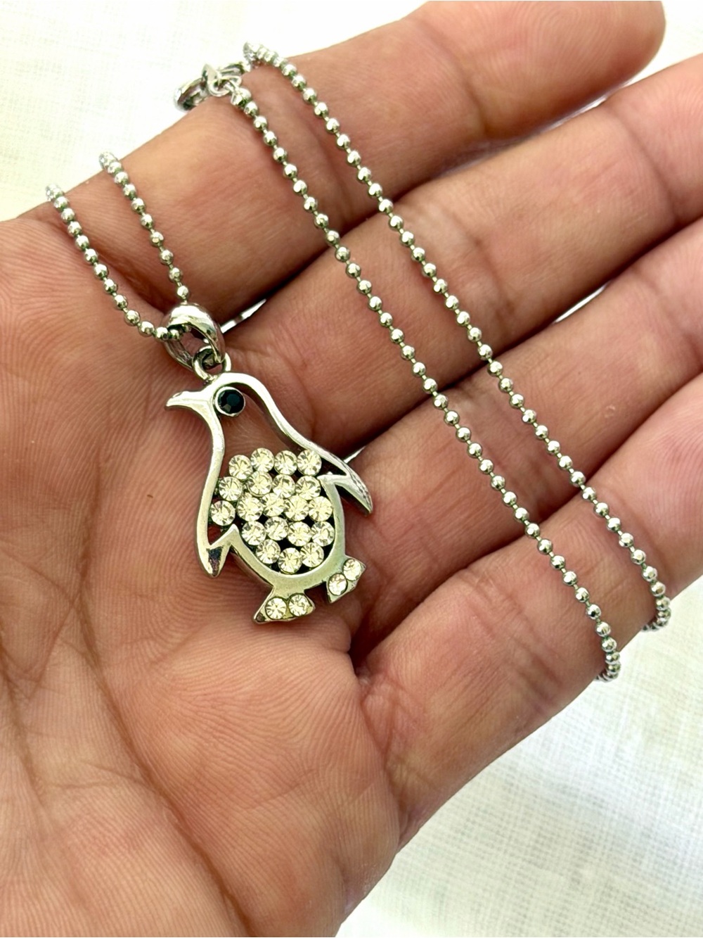 Penguin Crystal Silver Toned Necklace w Pendant Necklace 16" Ball Chain - Picture 6 of 8